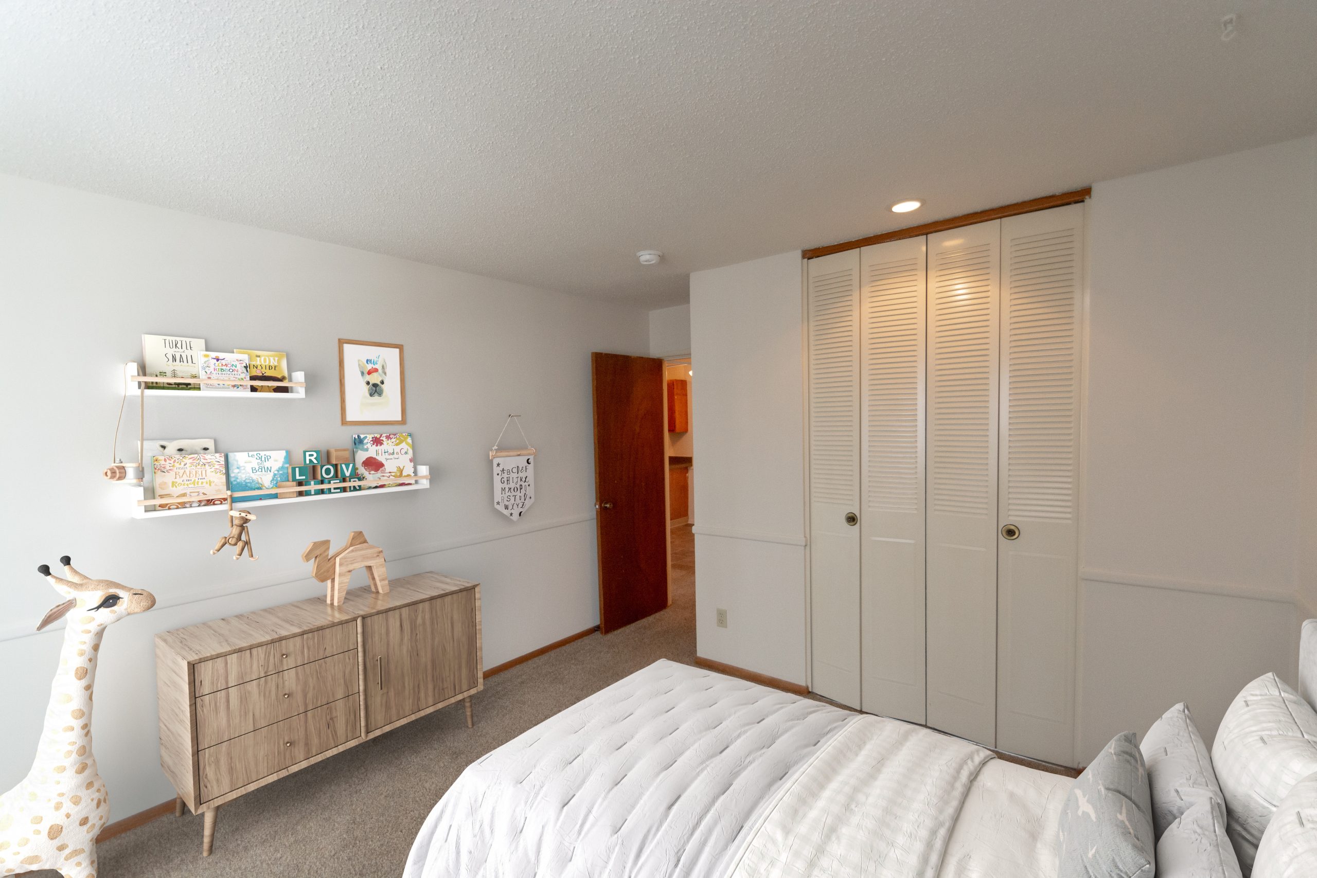 WHE - Childs room